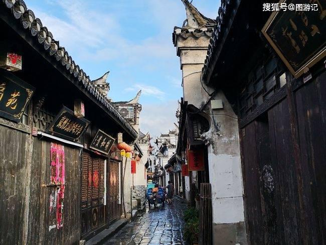 男单下半区八强战前瞻：阿卡过关无虞，黑马围剿大师！